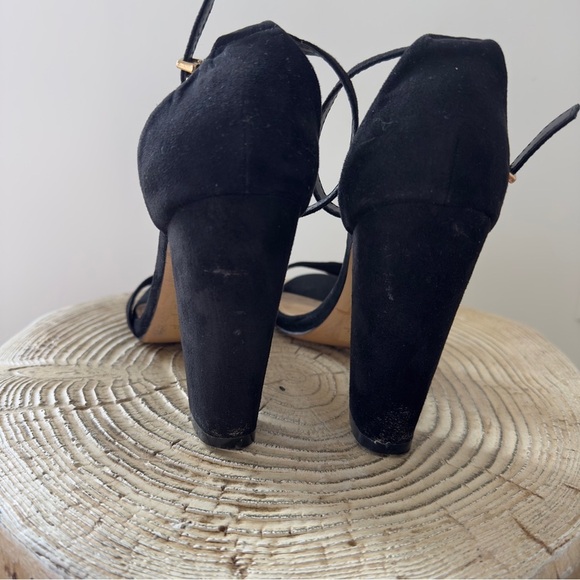Express Black Suede Block Women's Heel Sandals Size 8 - Picture 5 of 12
